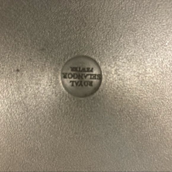 Decorative Malaysia pewter plate - Picture 5 of 5